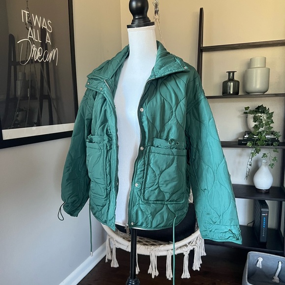 Green Quilted Puffer Jacket - Picture 7 of 13